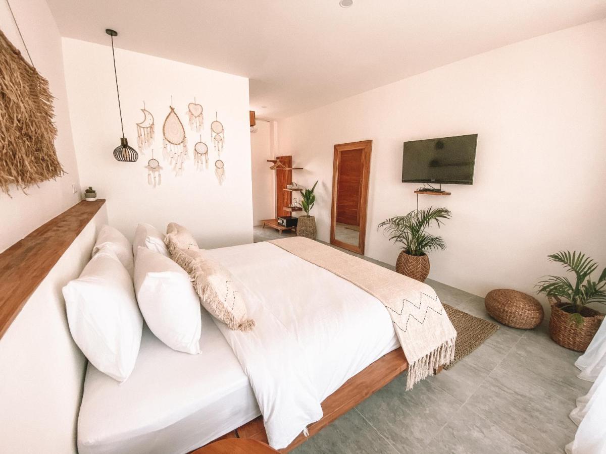 Arya Wellness - Female Only Hostel *