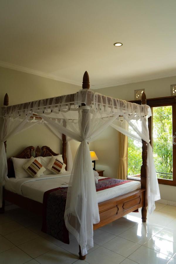 Sari 2* Munduk (Bali)