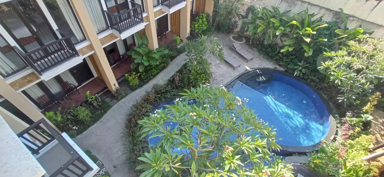 Suris Boutique Kuta (Bali)