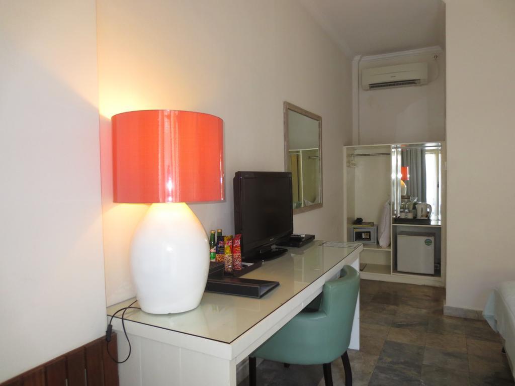 Hotel Bali Court & 3*