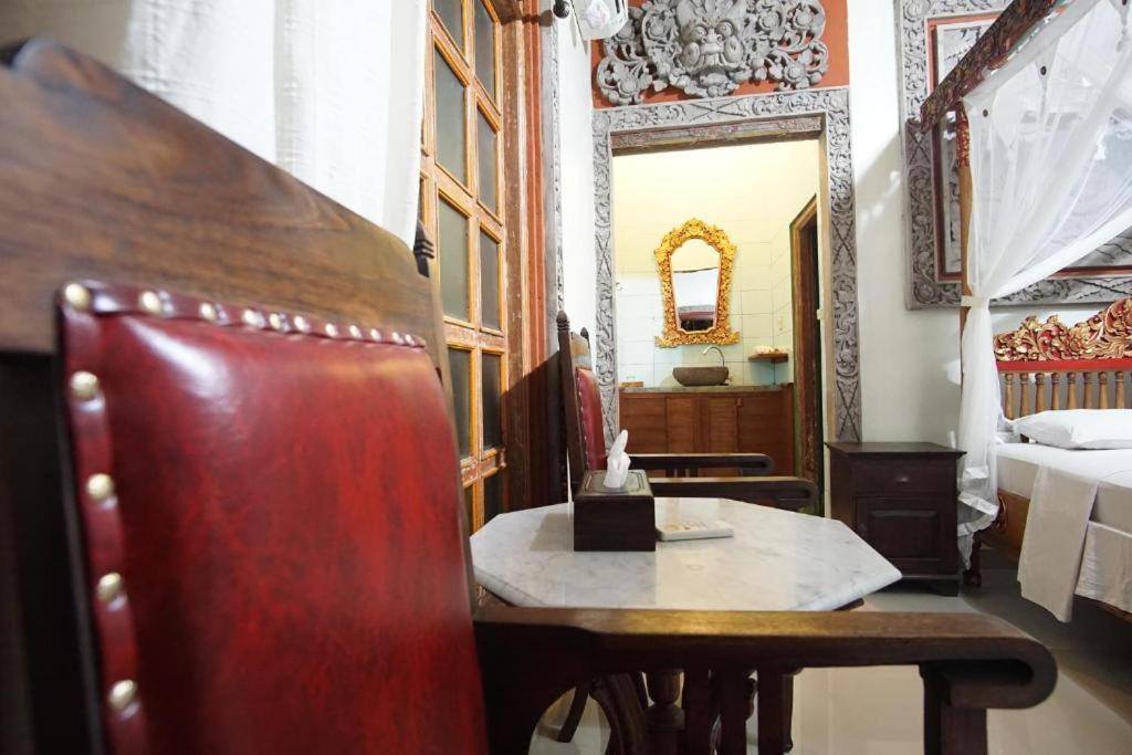 Okawati Boutique