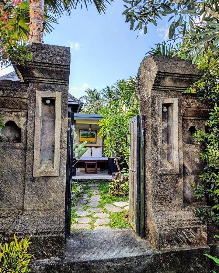 Villa Jj And