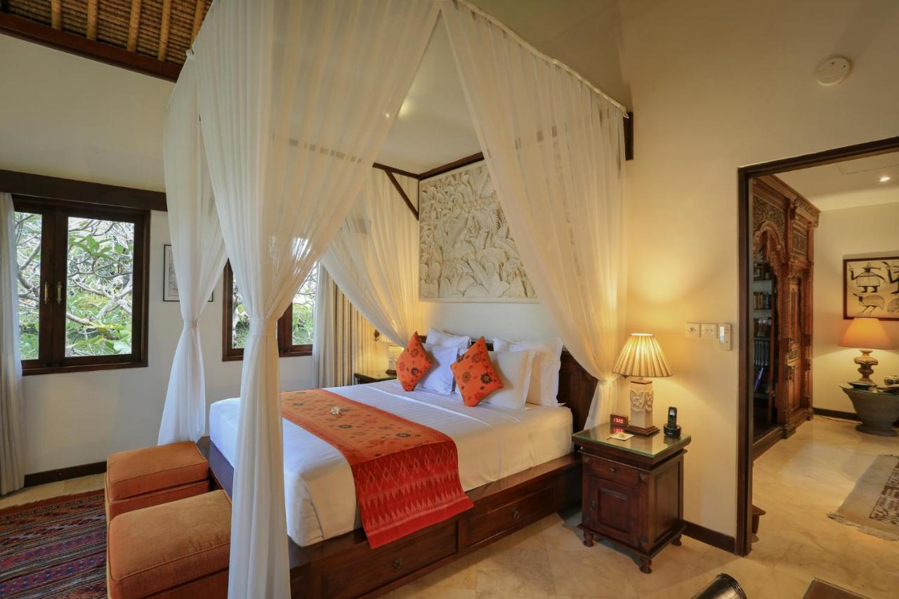 Manzelejepun & Pavilion Hotel 4*