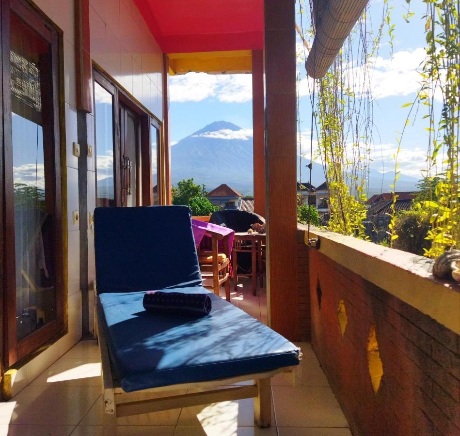 Bed & Breakfast Pelangi *