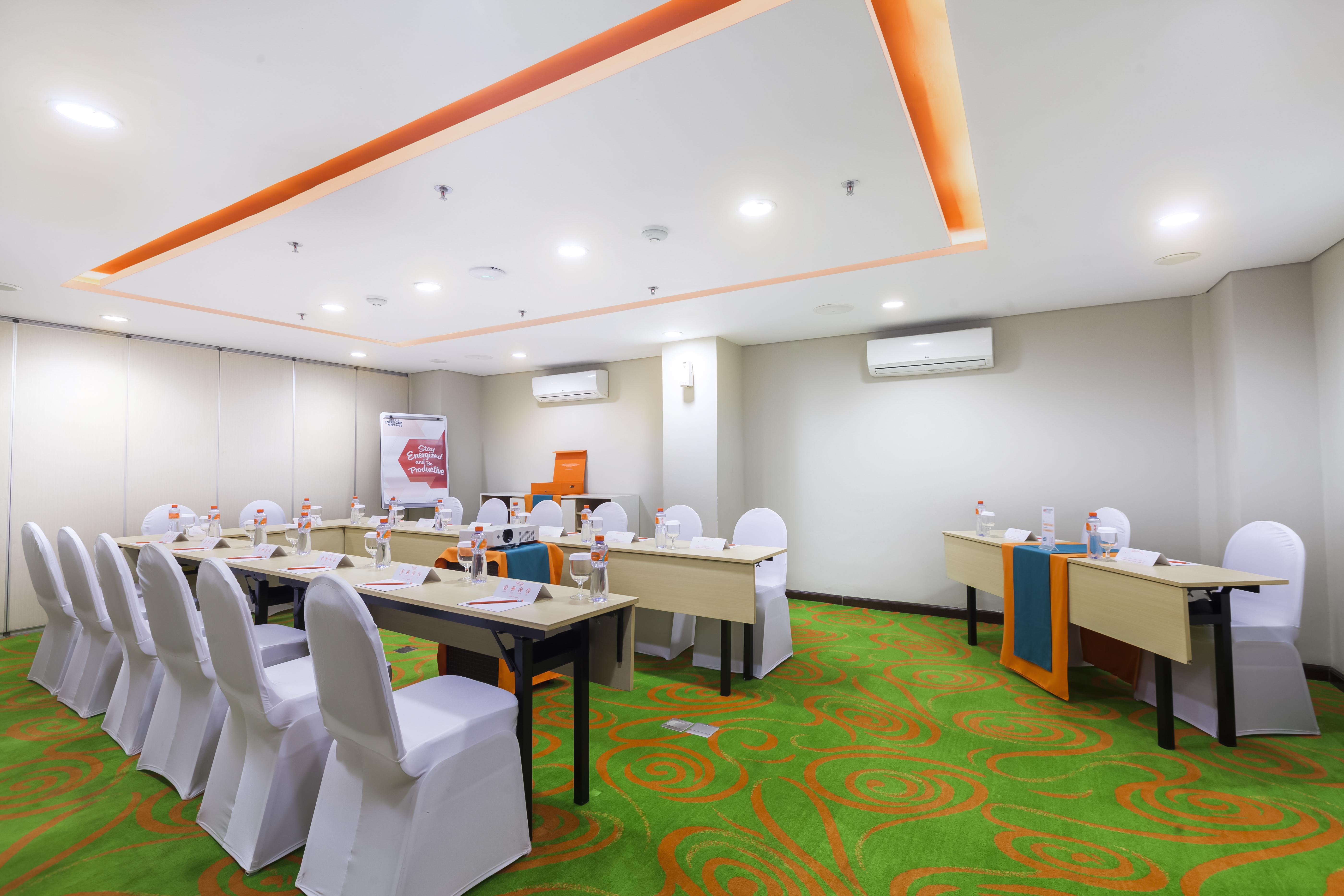 Harris Hotel Seminyak (Bali)