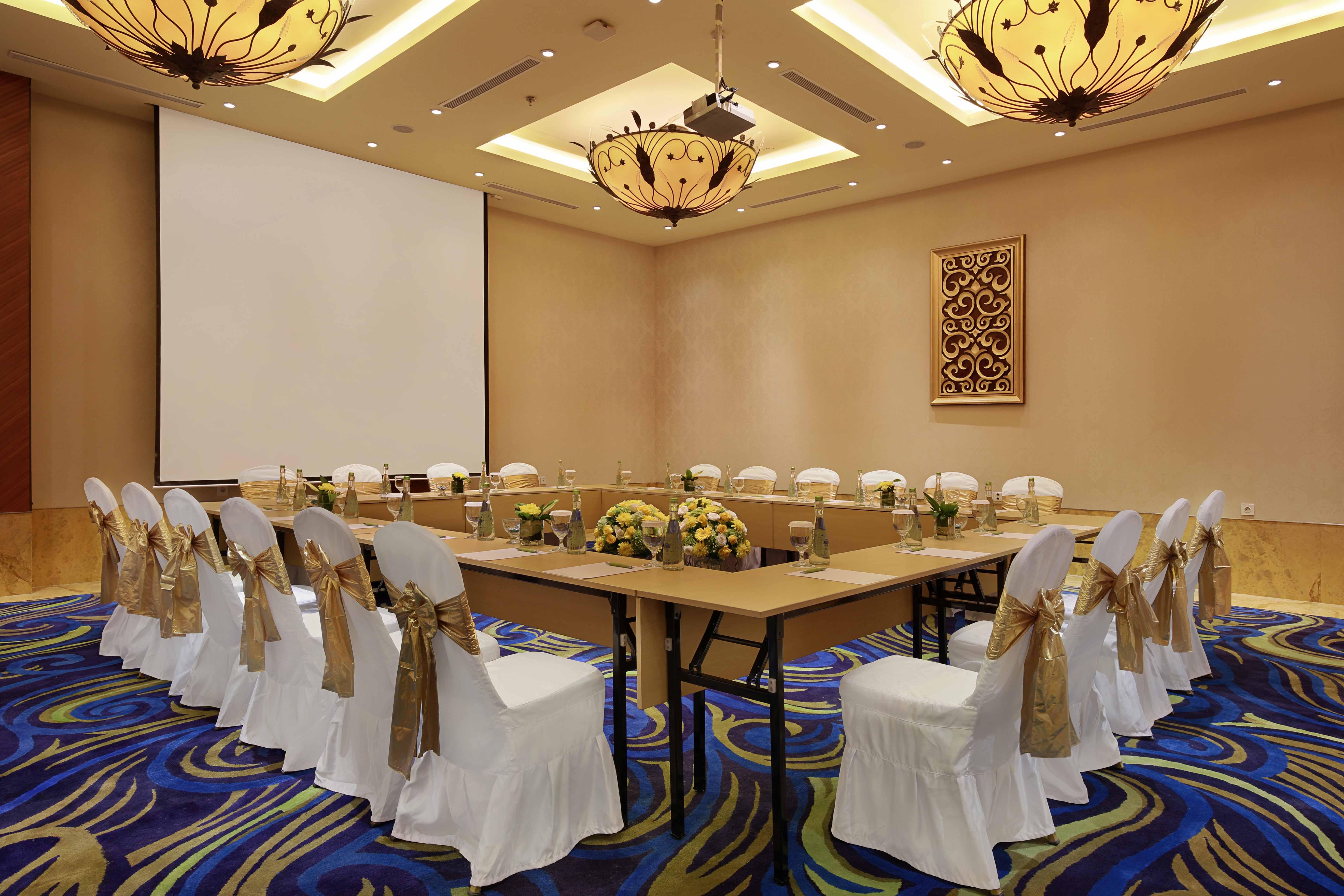 Sens And Hotel 4*