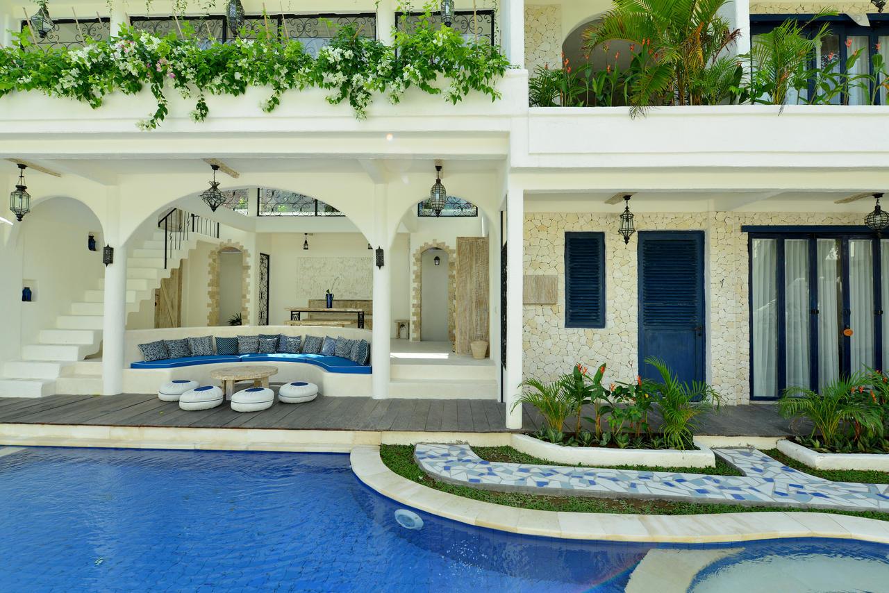 Artemis 4* Seminyak (Bali)