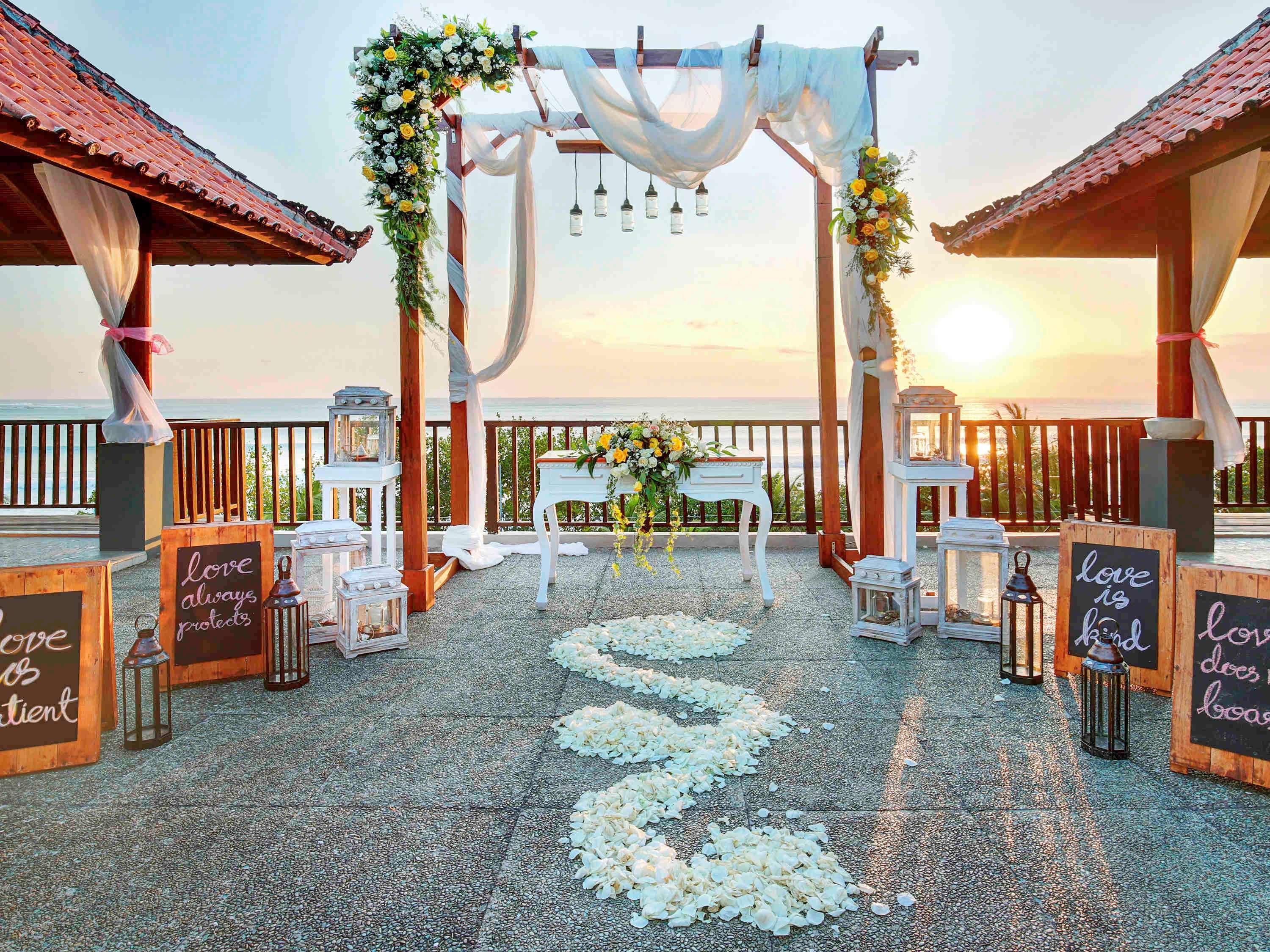 Mercure Kuta Bali Hotel 4*