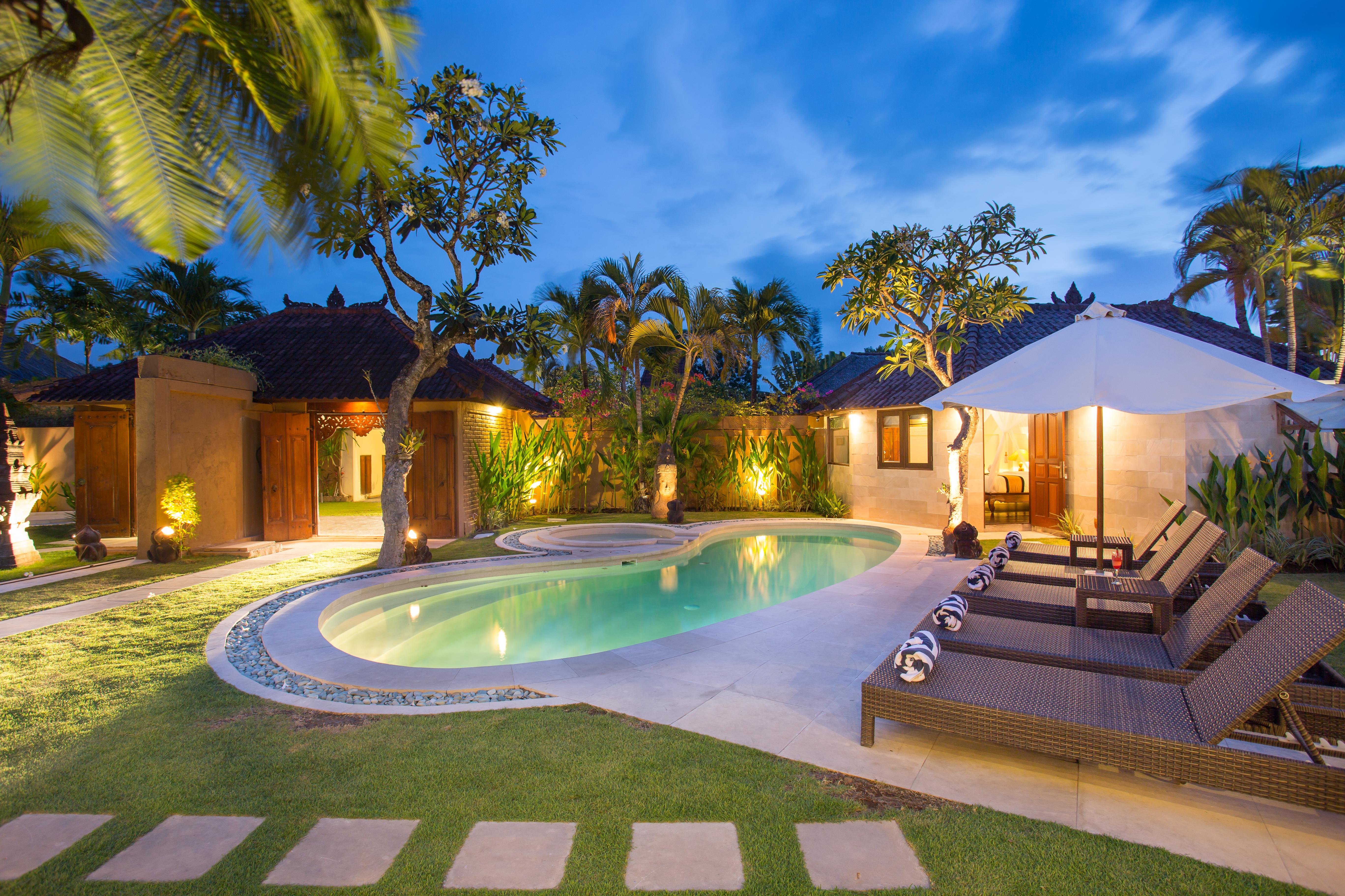 Dyana Villa *