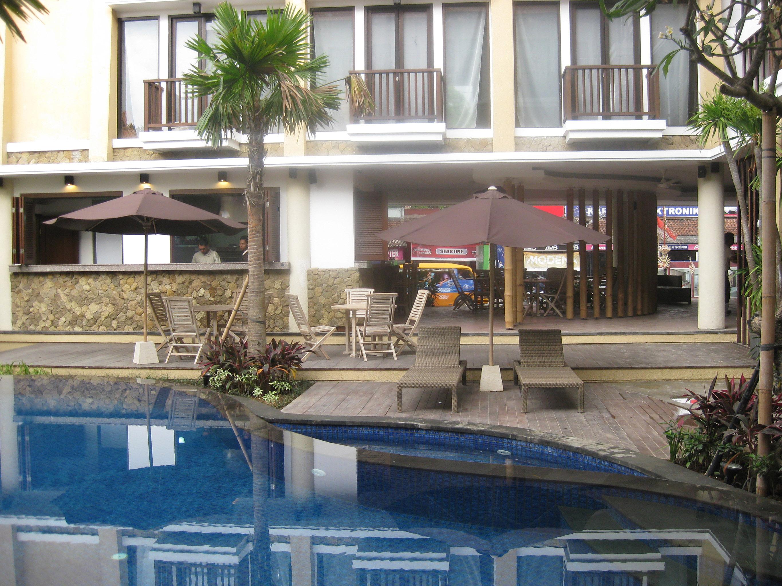 Suris Boutique 3* Kuta (Bali)