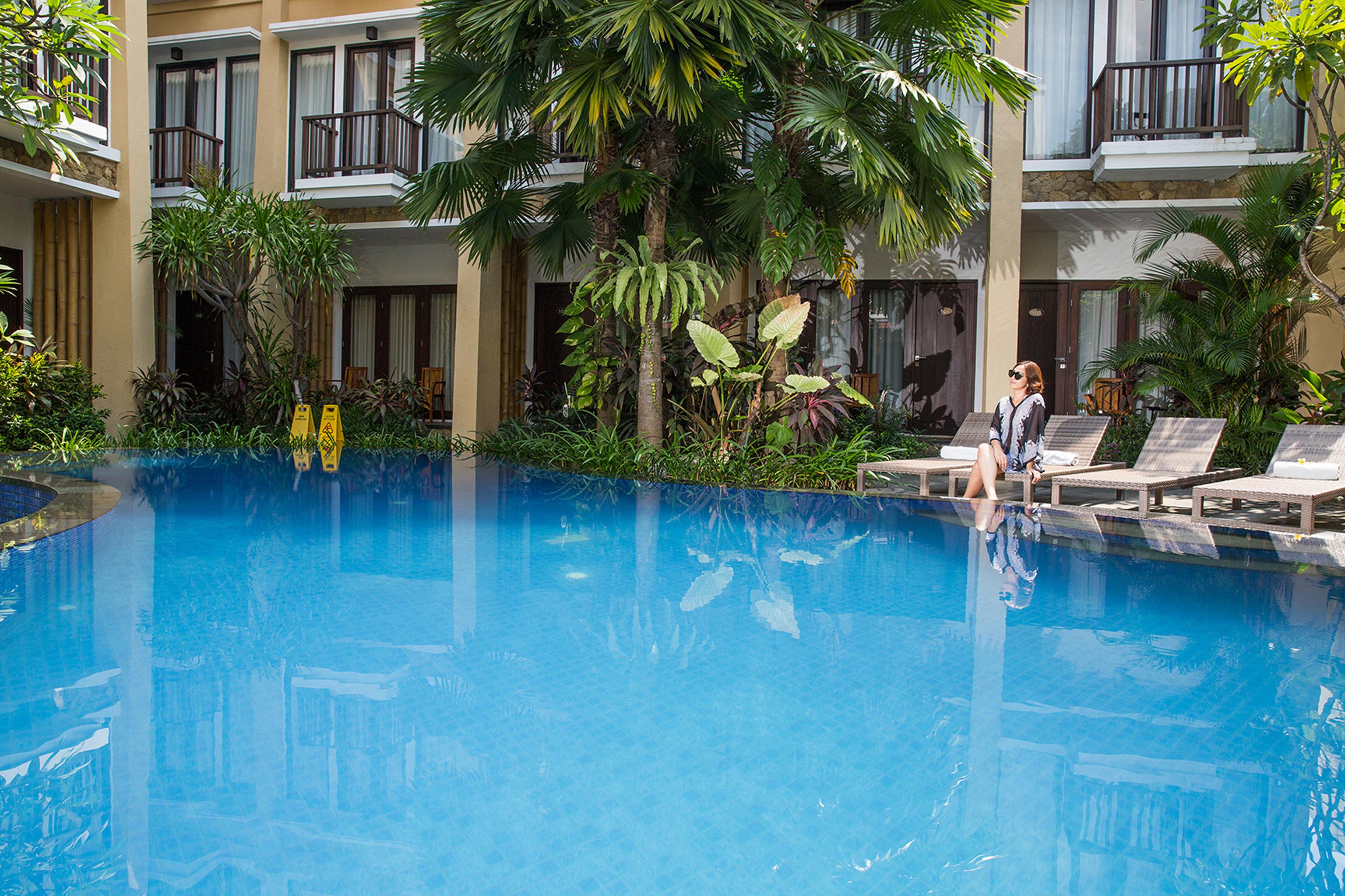Suris Boutique Hotel 3*