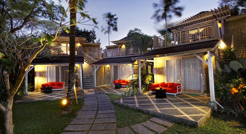 Segara Village 4*