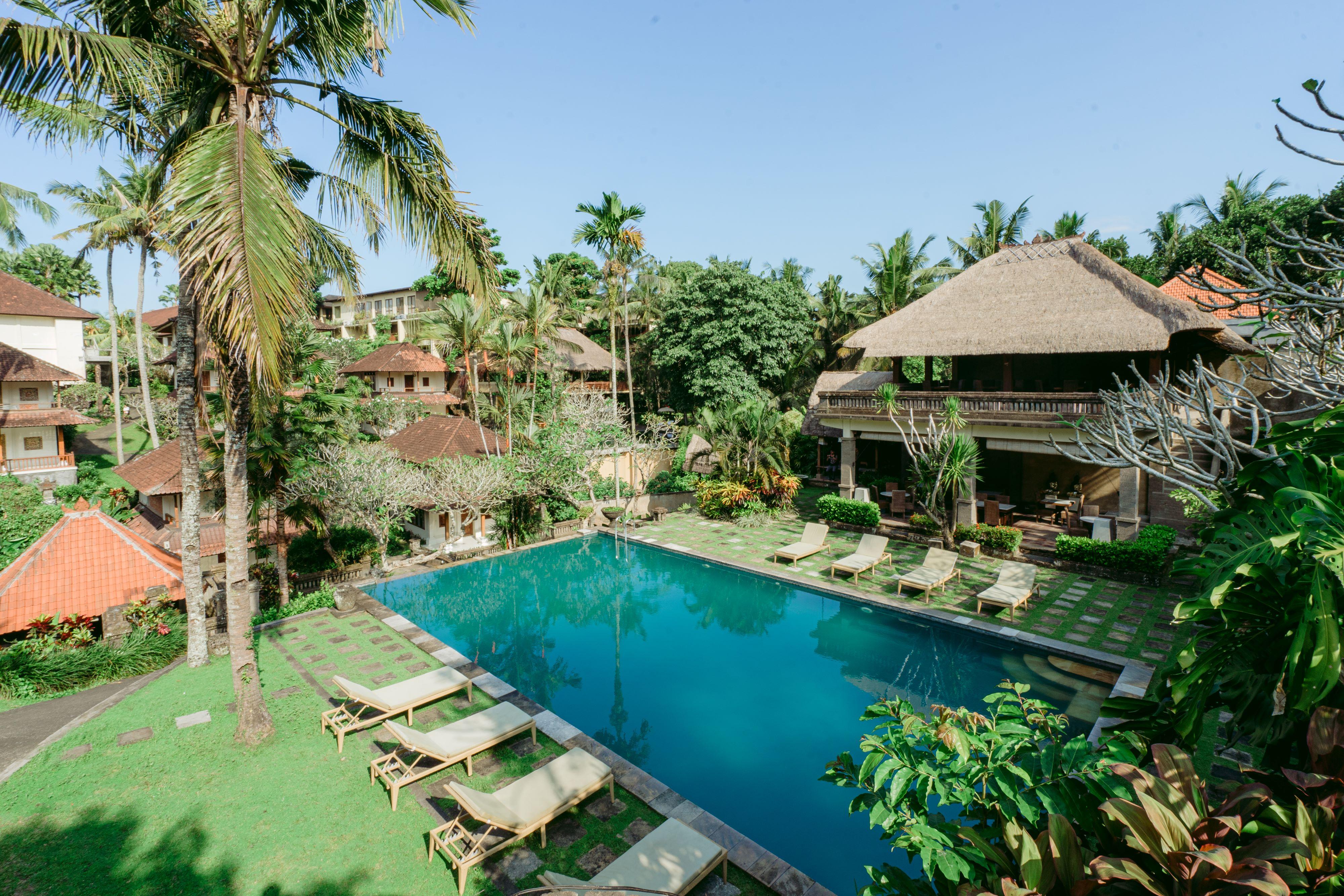 Resort Pertiwi &
