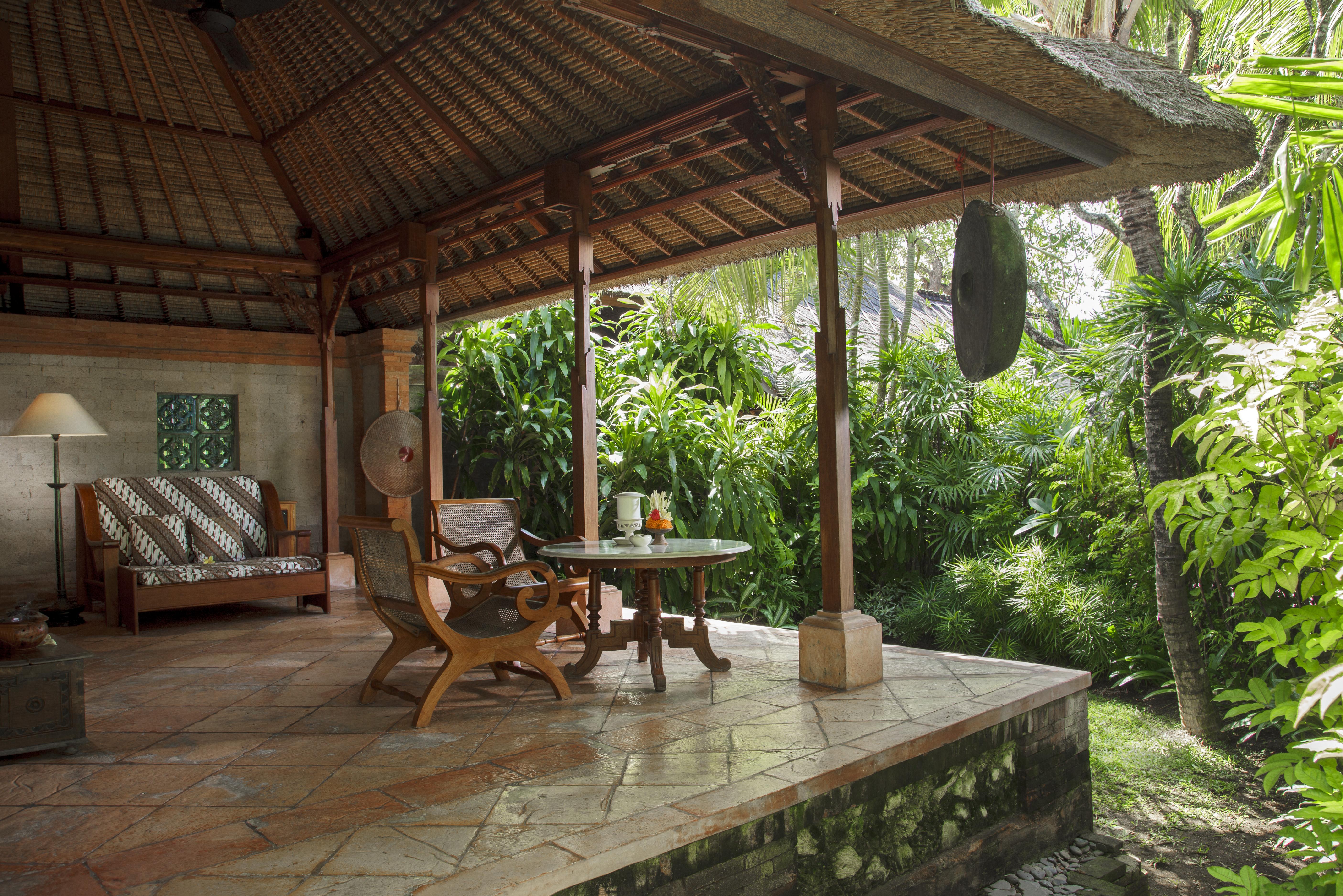 Tandjung Sari 4*