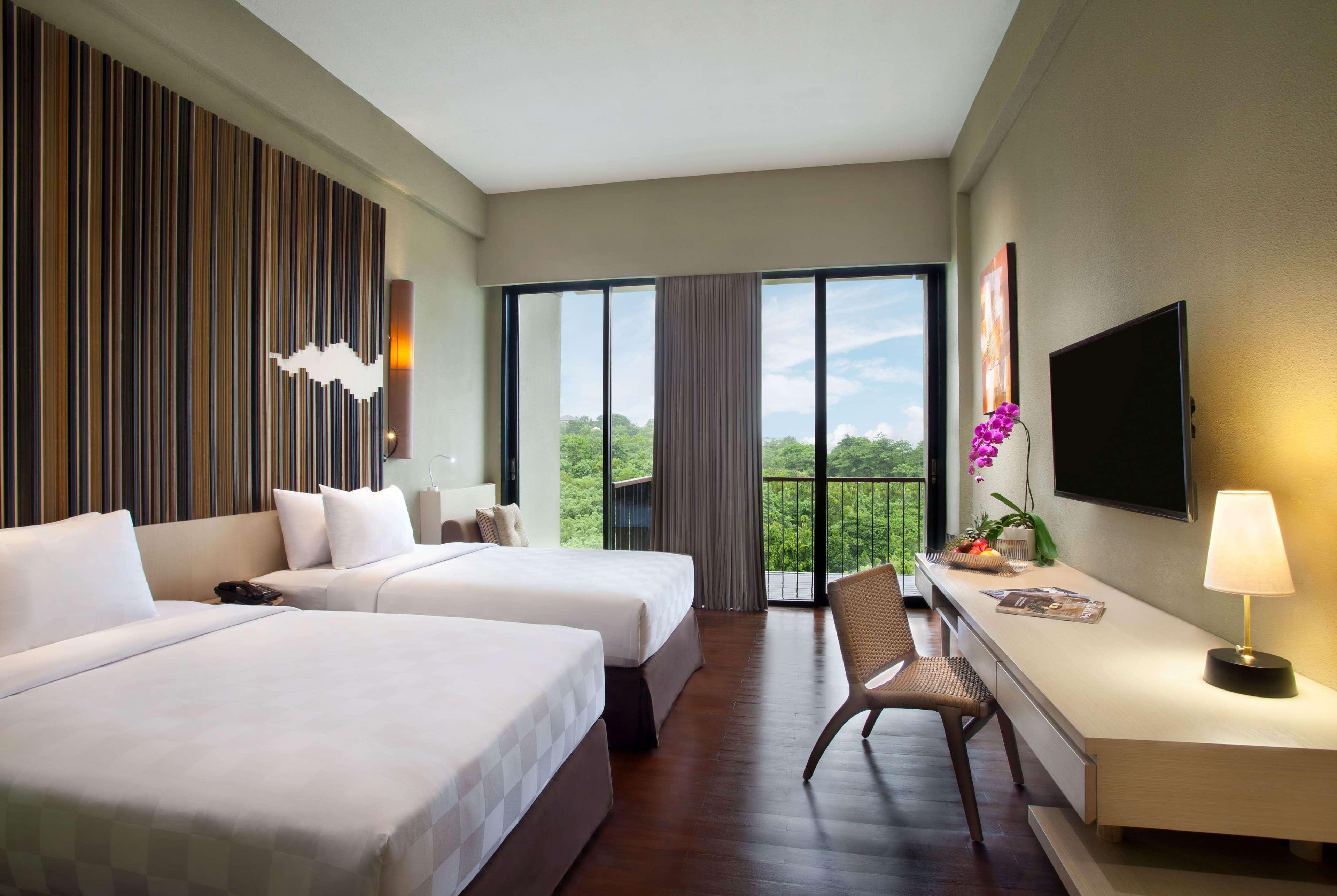 Wyndham Dreamland Bali Resort 5*