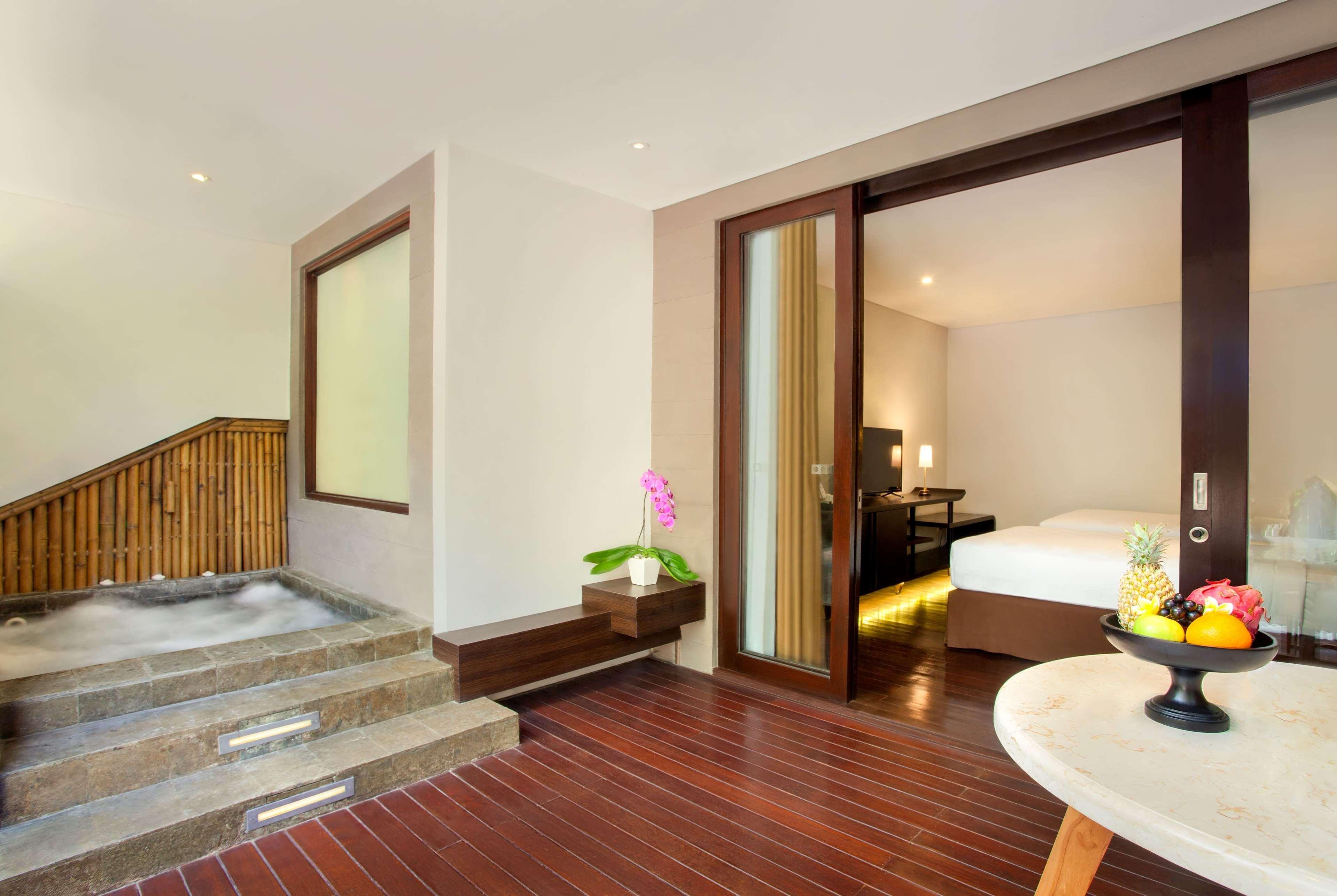 Wyndham Dreamland Bali 5*
