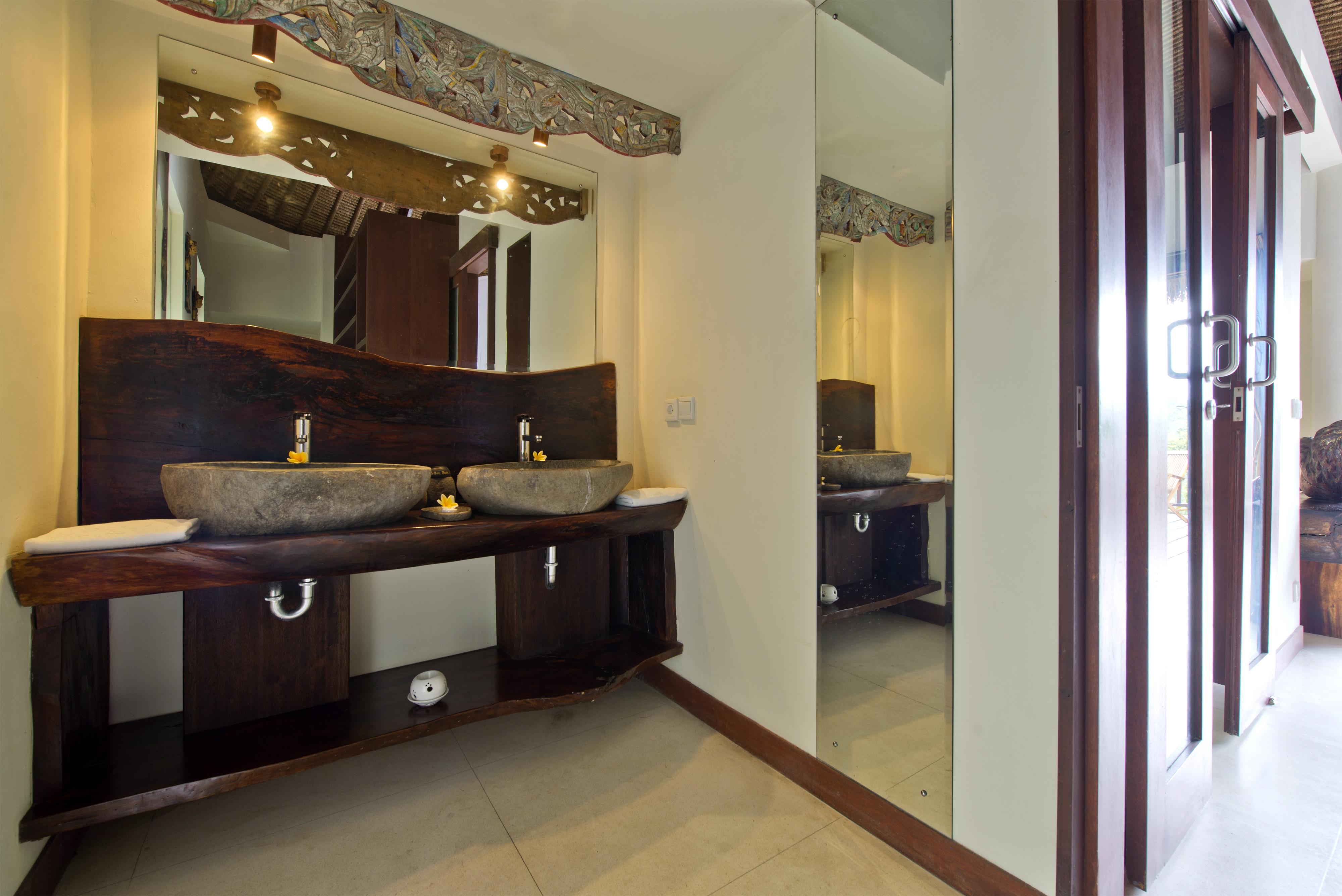 Adiwana Dara Ayu Resort 4*