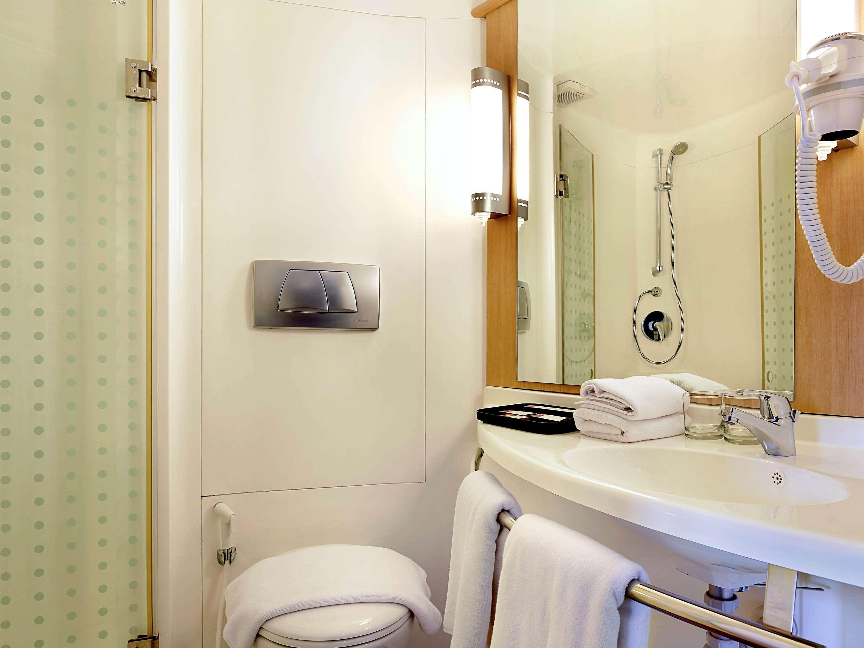 Hotel Ibis Bali Street 3*