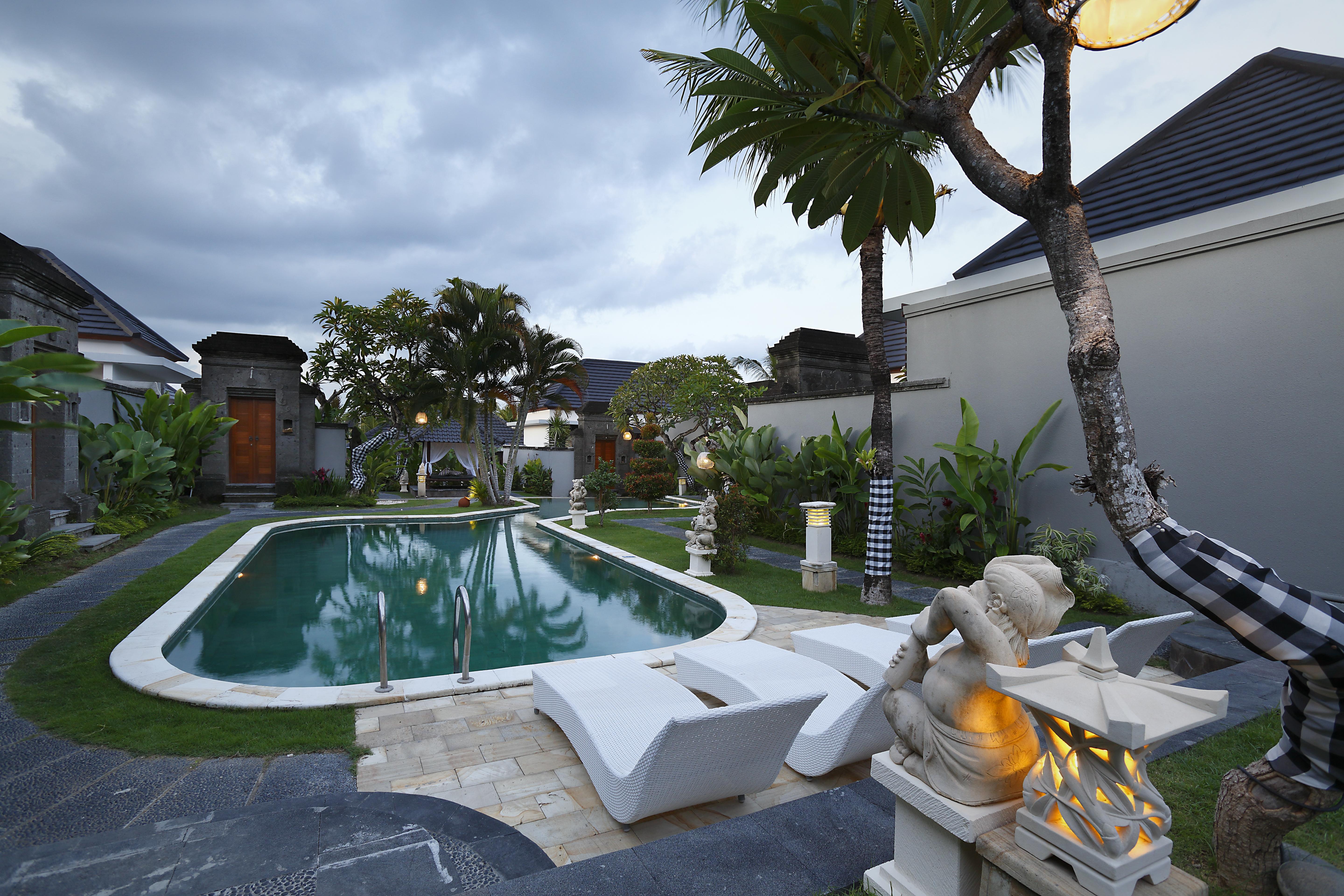 Bali Nyuh Gading Luxury & Resort 3*