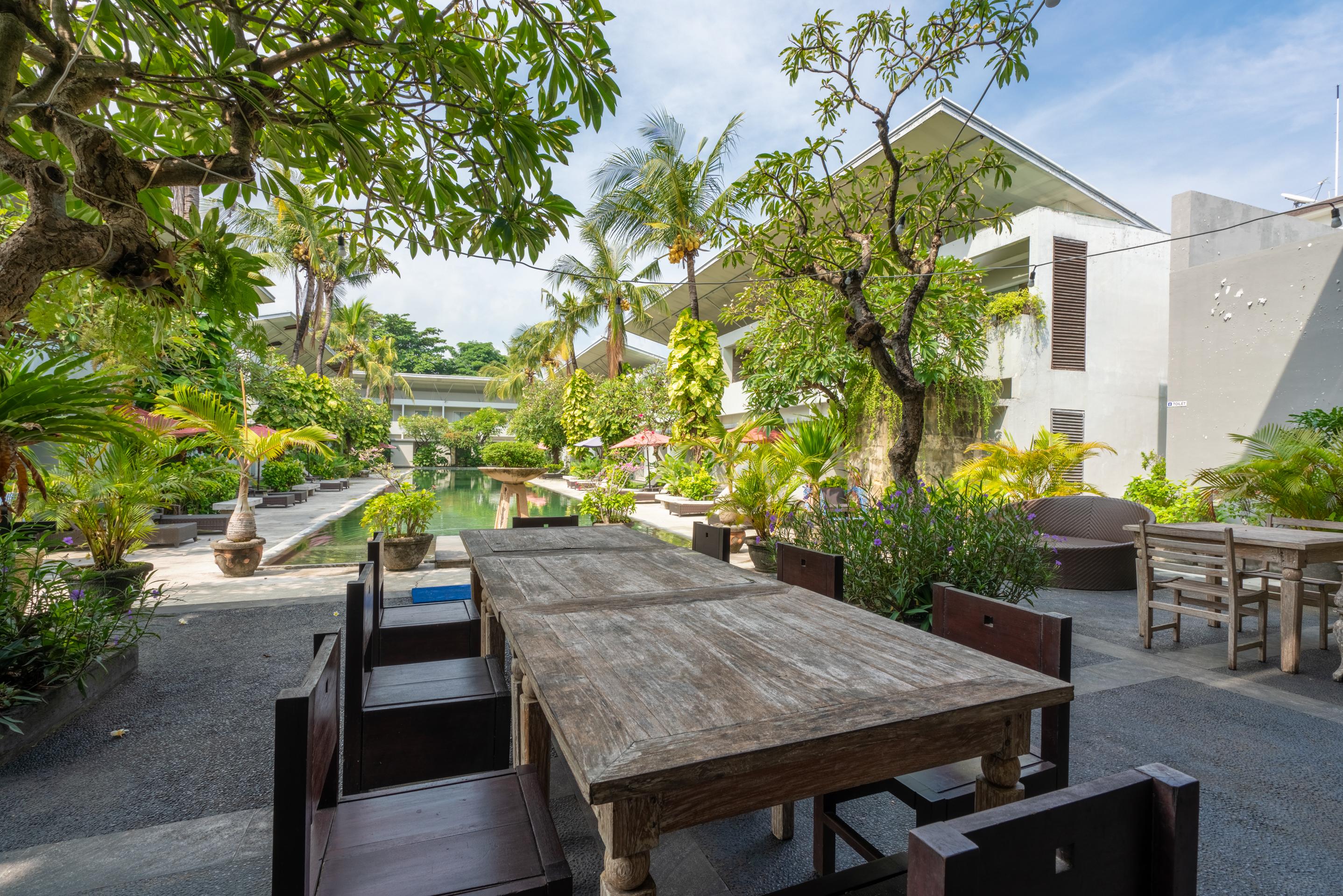 Oyo Flagship 760 Oasis Kuta Hotel