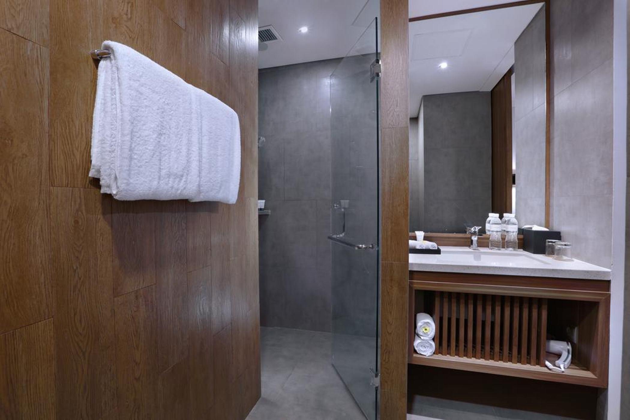 Fairfield By Marriott Bali South Kuta Hotel 4*