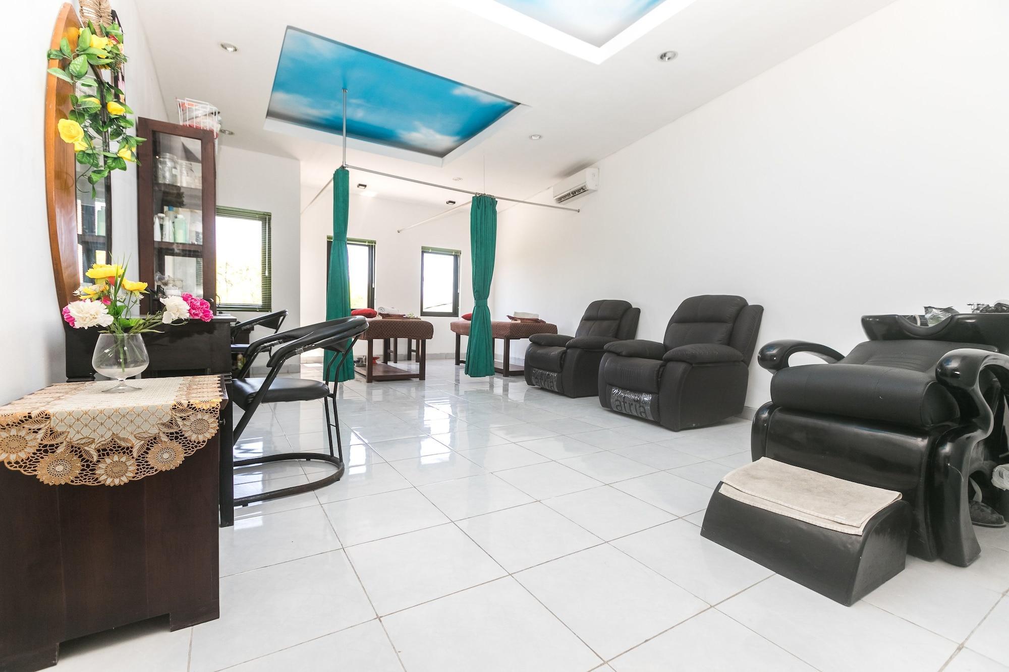 Rantun's Place Nusa Dua Hotel 3*