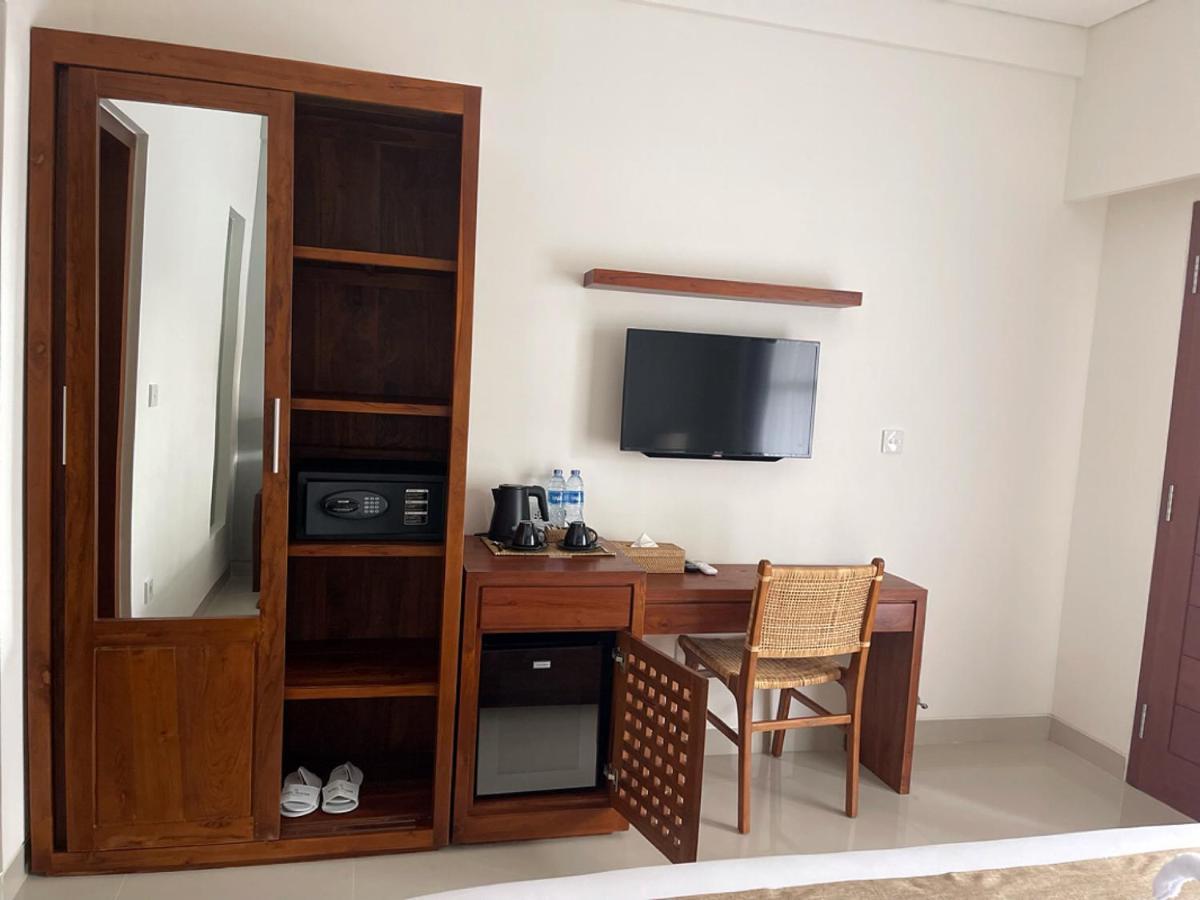 Wisma tamu Kayu Sugih Palace *