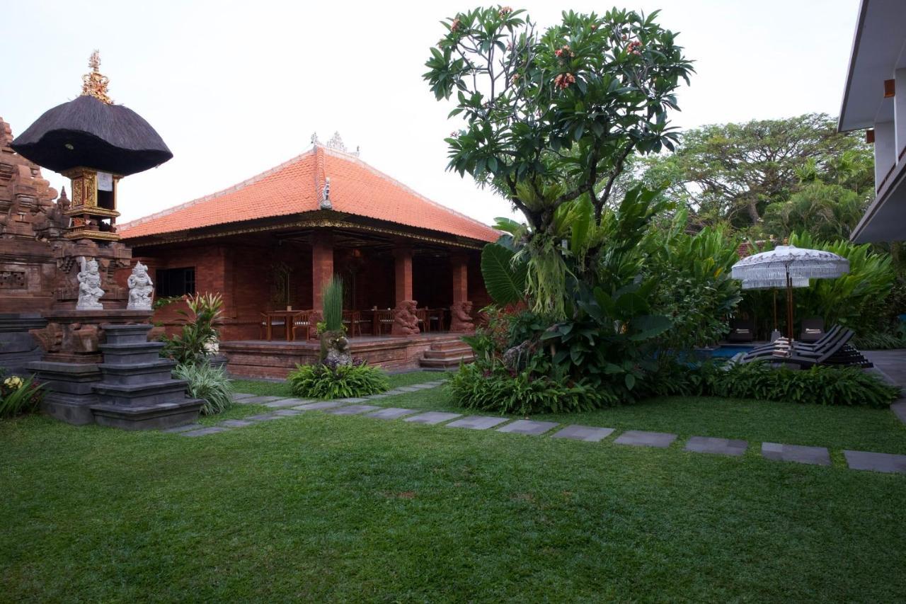 Wisma tamu Kayu Sugih Palace Sanur (Bali)