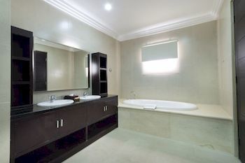 Peninsula Bay 5*