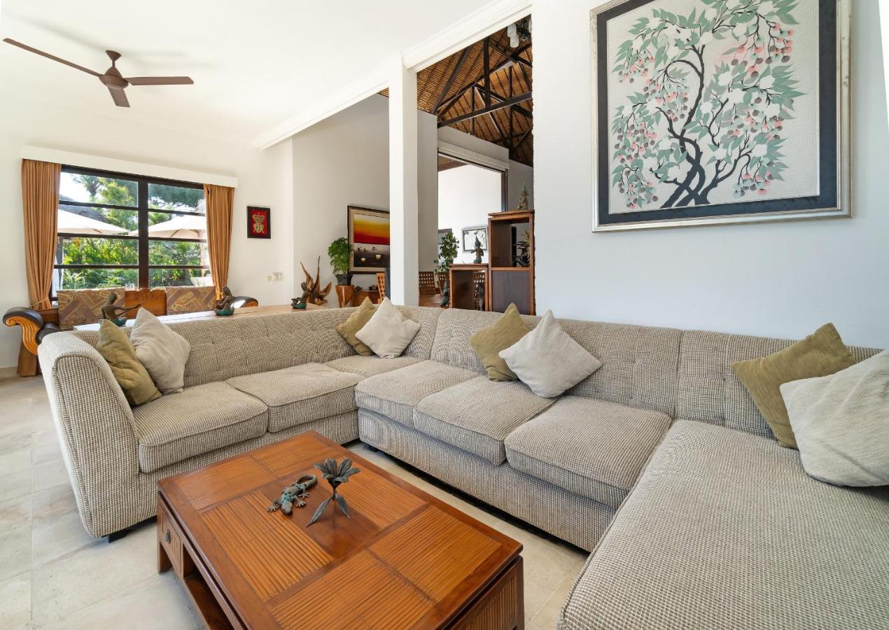 Tri Murti Villa Lovina (Bali)