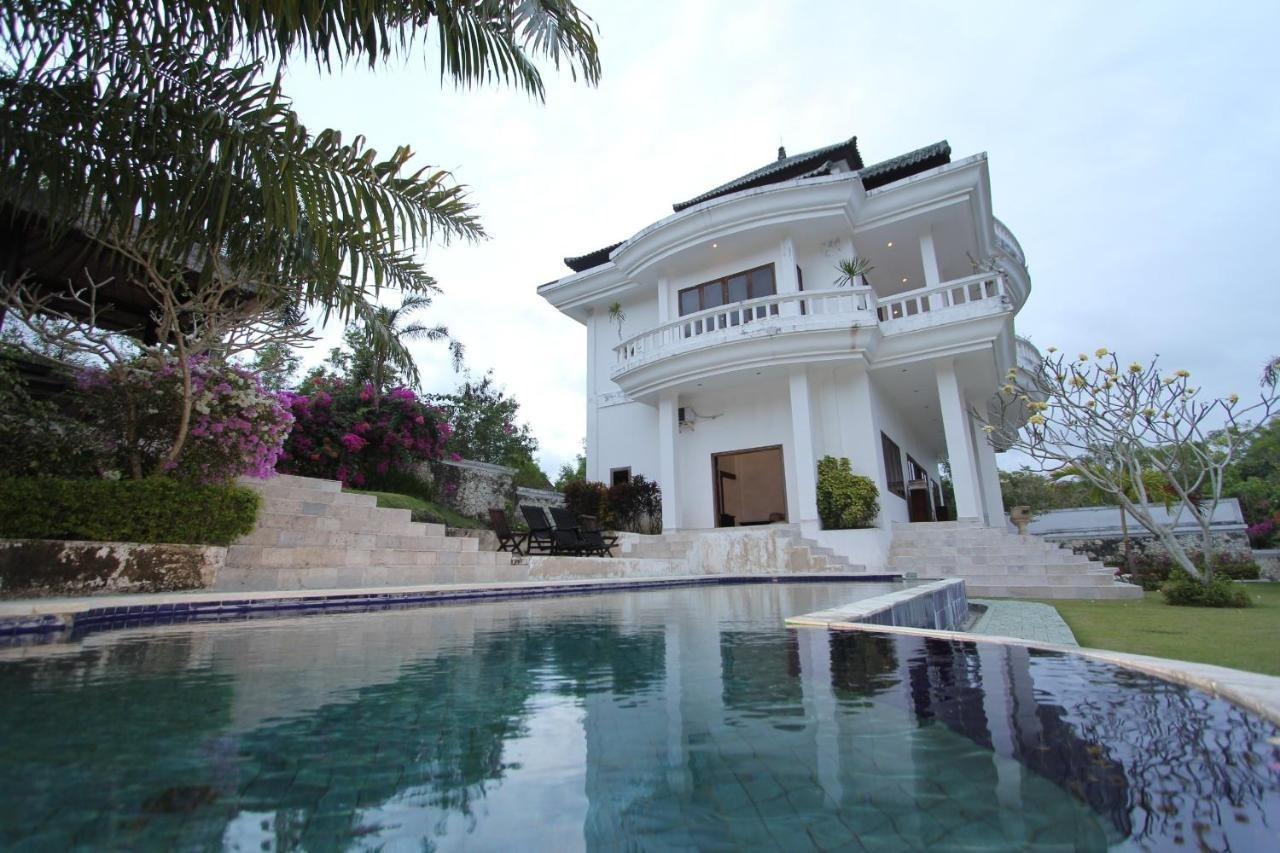 Hotel Hillstone Uluwatu 5*