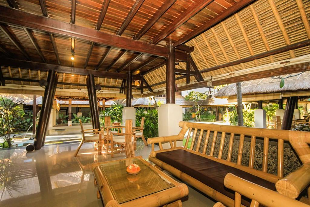 Villa Radiant Jepun