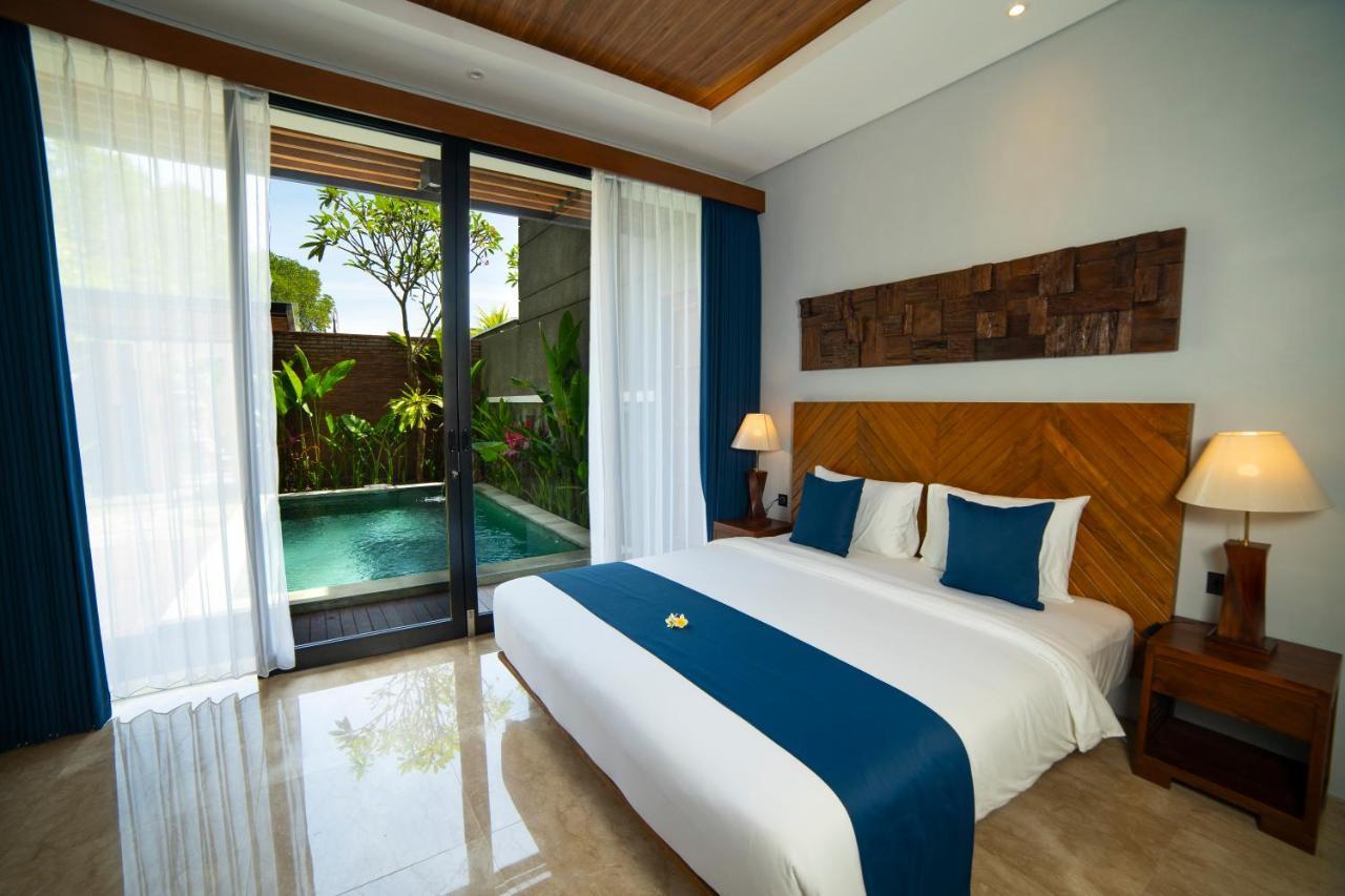 Bulan Bali Jimbaran (Bali)