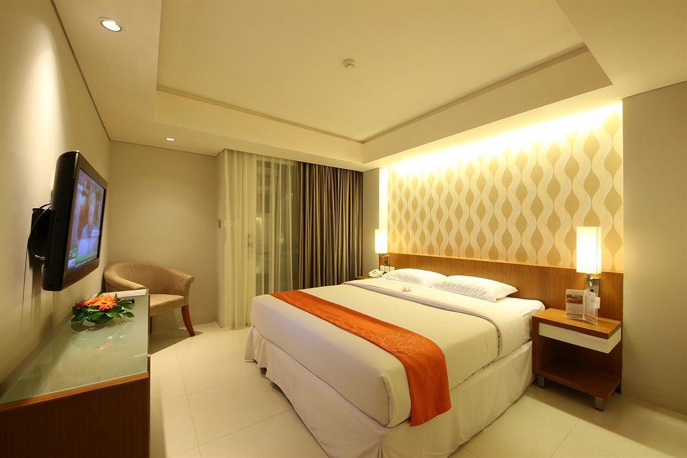 Express Bali Sunset Road By Ihg Hotel 3*