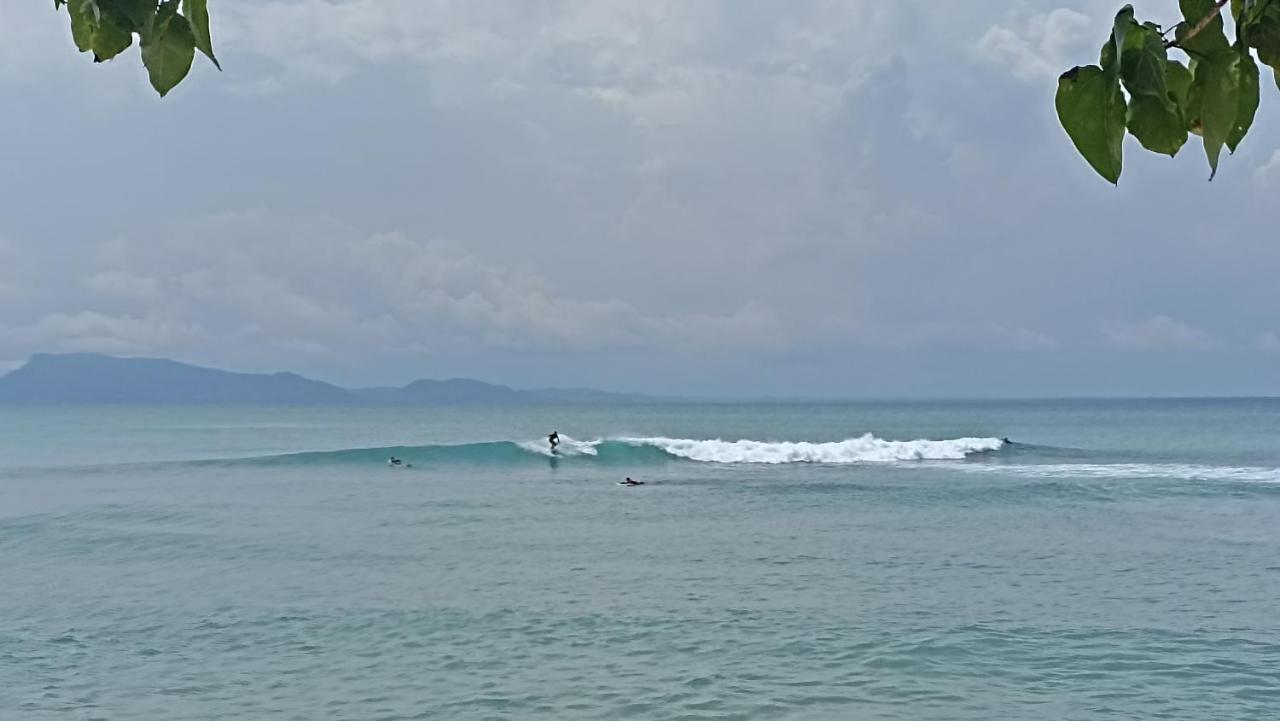 Homestay Ayolah Surf House &surf Camp *