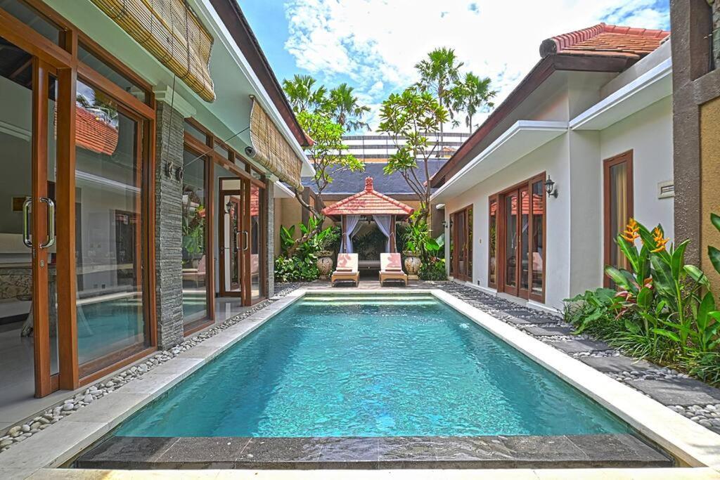 Searenity Villa Seminyak (Bali)