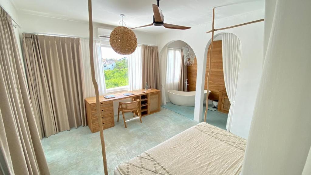 Guru Hotel