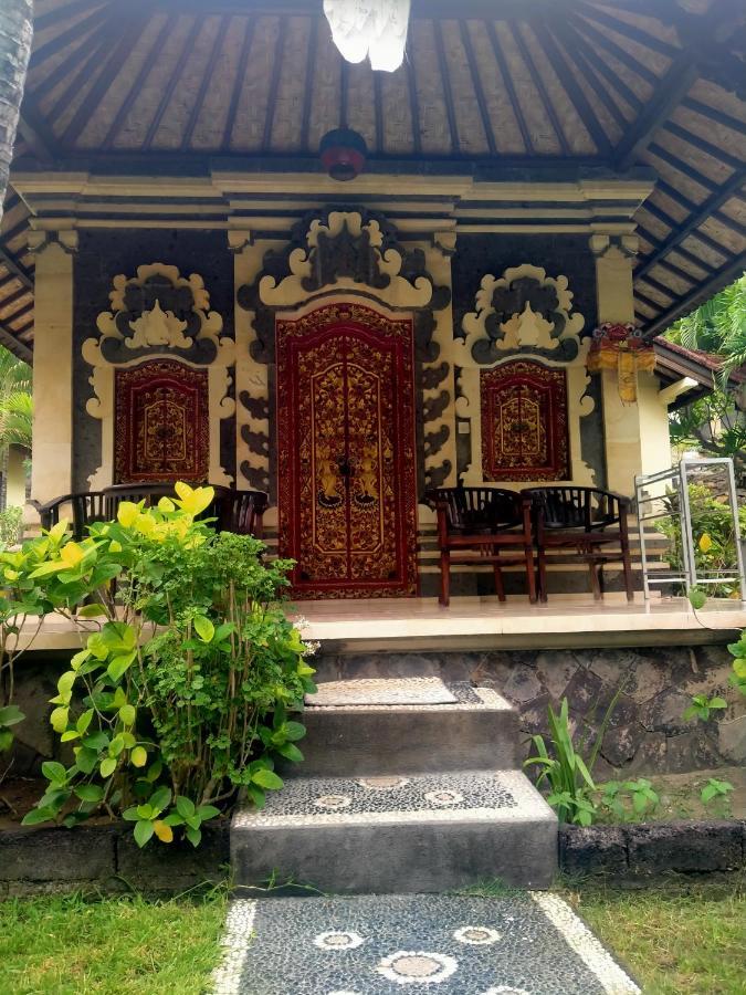 Bed & Breakfast Coral Bay Bali *
