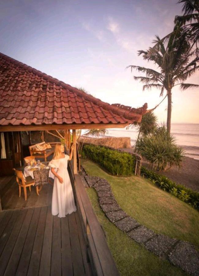 Secret Moon House Guest house *