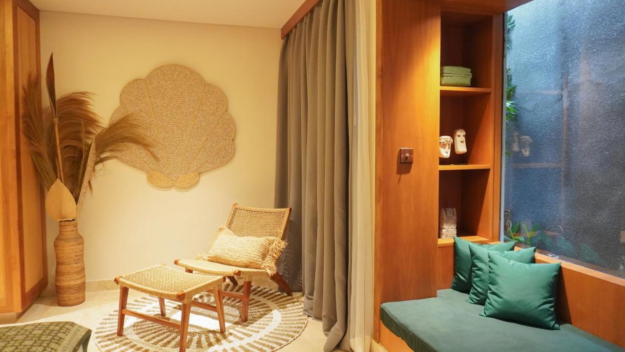 Annora Resort Seminyak (Bali)