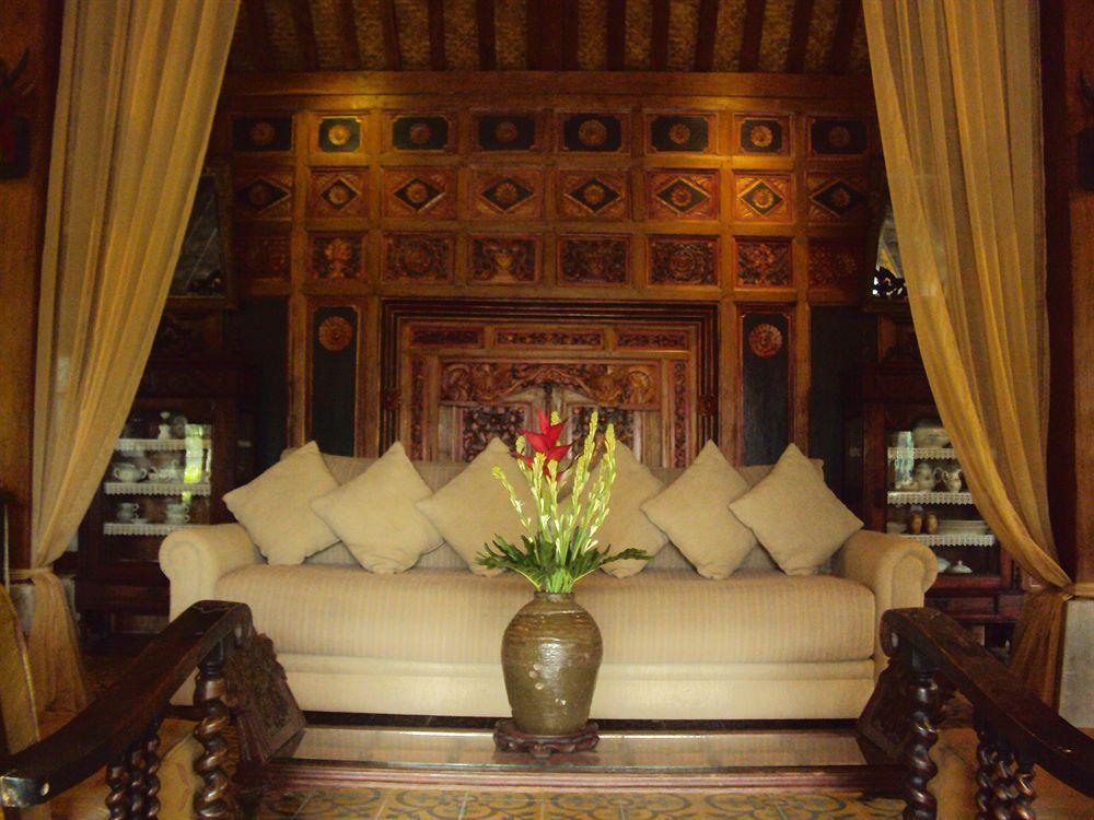 Syailendra Villa