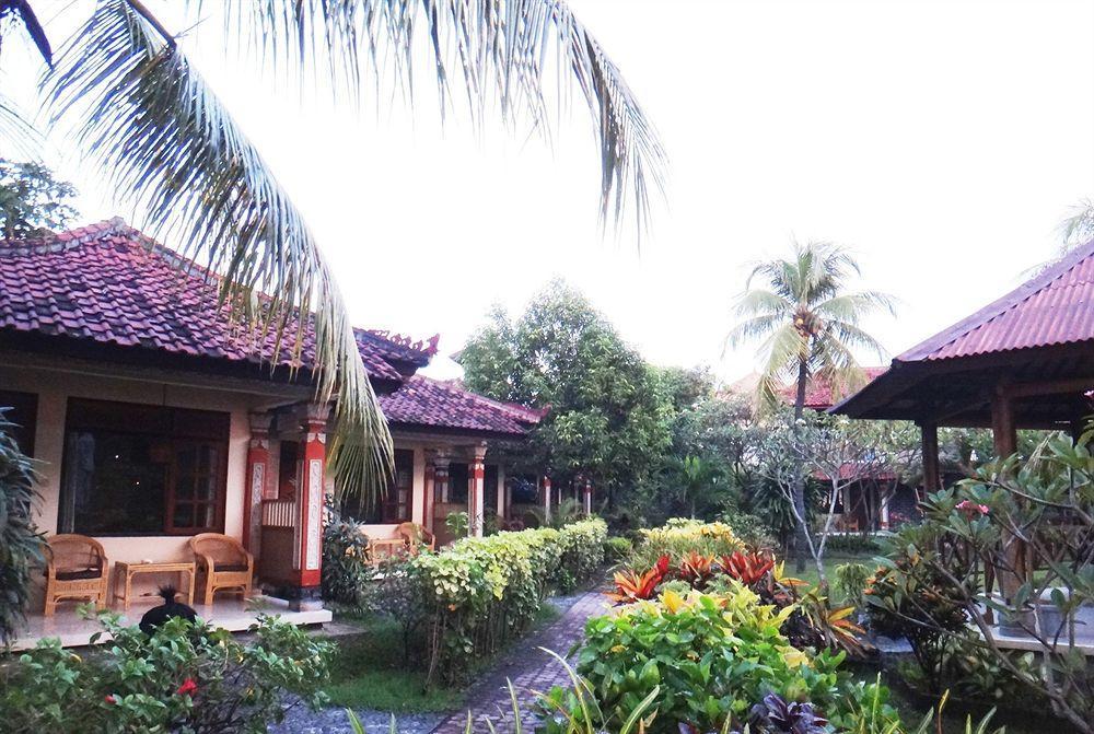 Hotel Bali Lovina