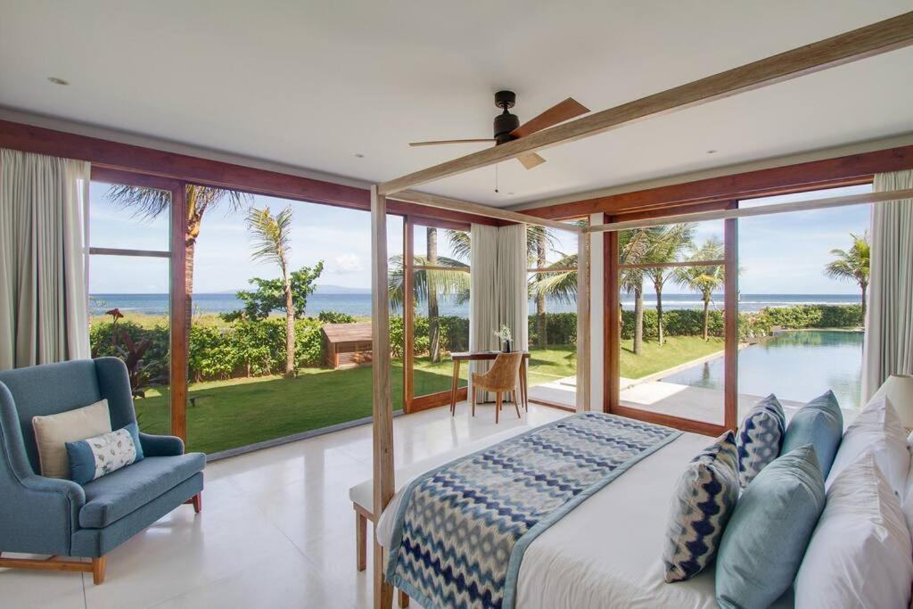 Beachfront Luxury, Purnama Bahay bakasyunan *