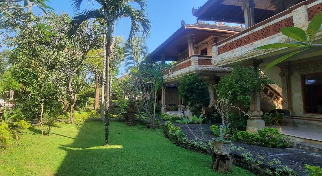Rambutan Lovina (Bali)