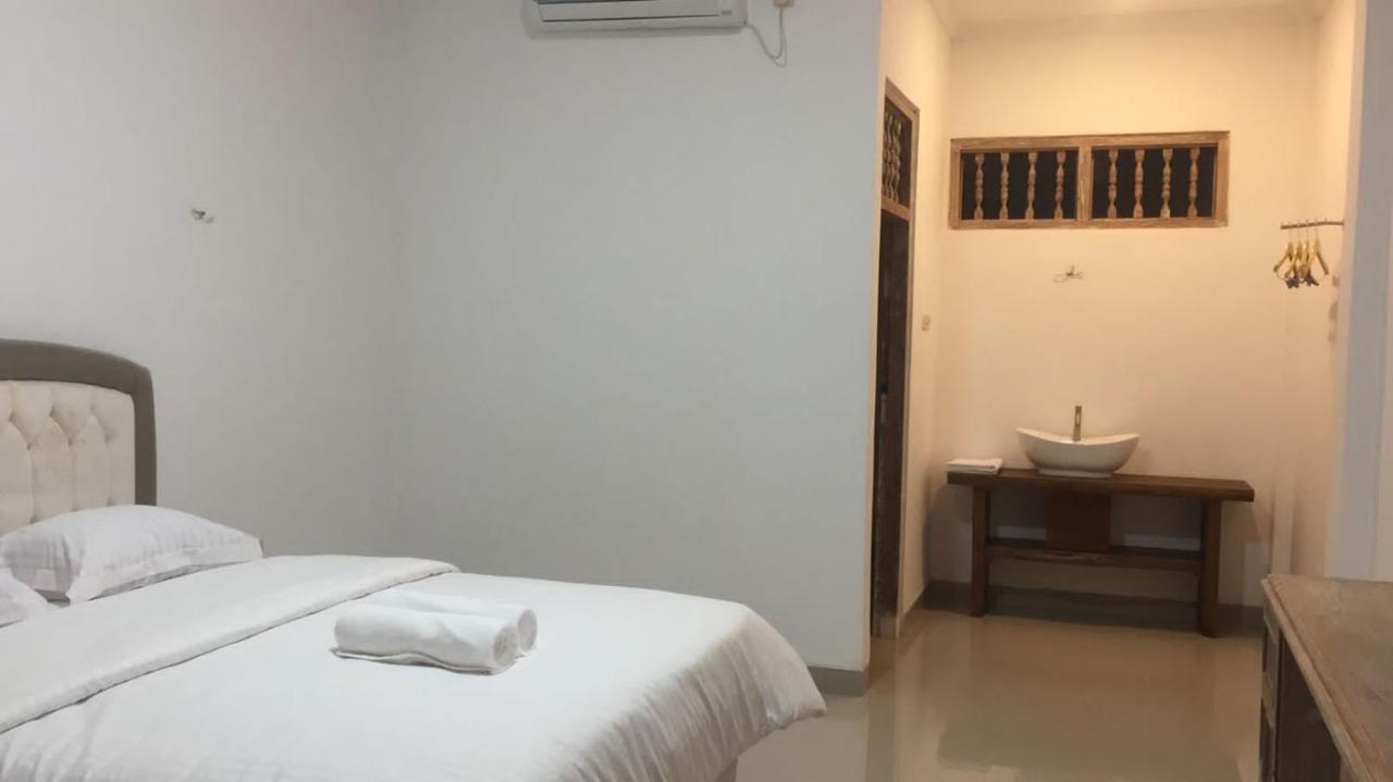 Hotel My New Lovina (Bali)