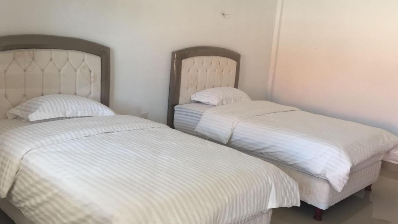 My New Hotel Lovina (Bali)