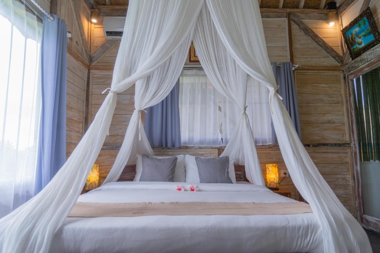 Ananda Jj & Ubud (Bali)