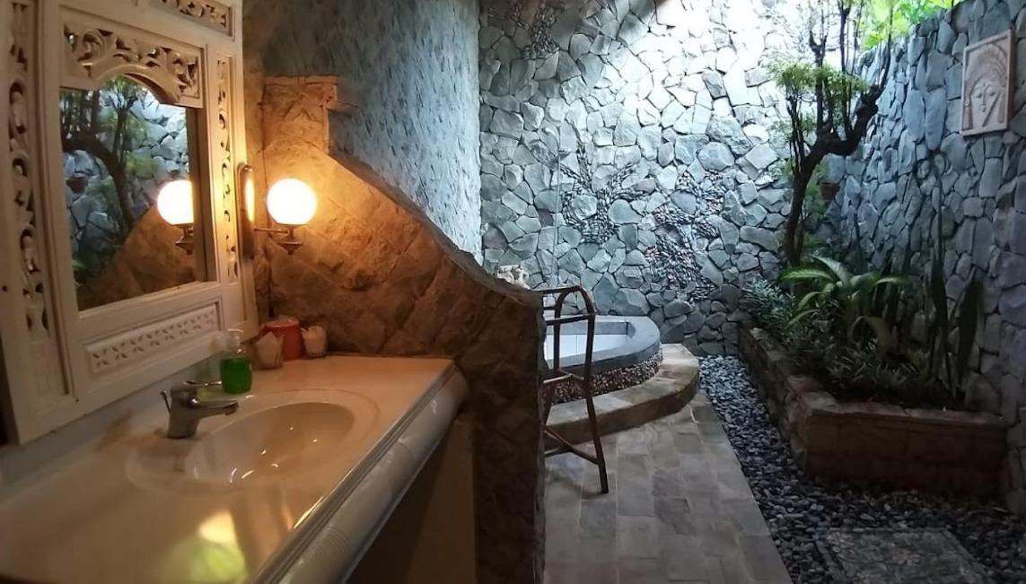 Rambutan 3* Lovina (Bali)