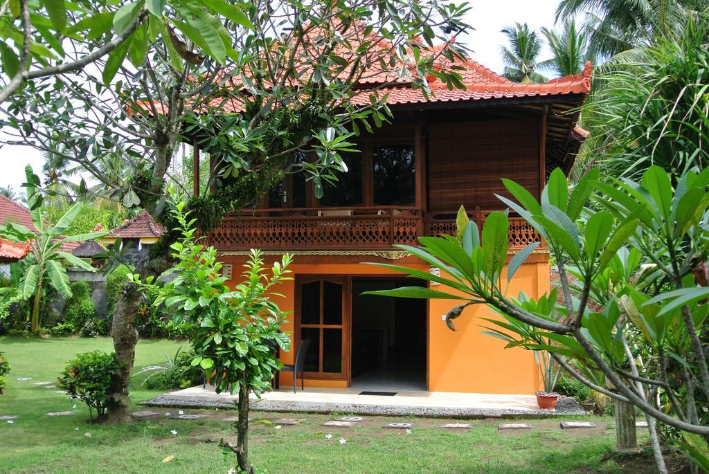 Kura Kura Villa *