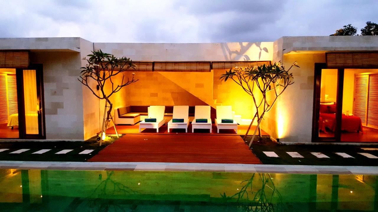 Lovely 4br Private Pool With Sundeck! 10mins Ride To *